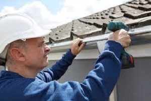 Replacing guttering in Bispham FY2